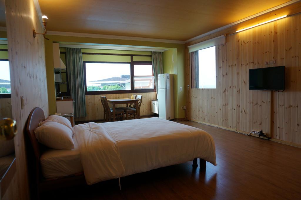 Park Beach Hotel Jeju Quarto foto